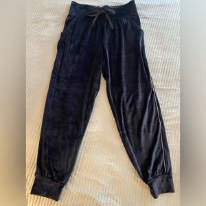 Velour small rhinestones on side of legs worn once size M by Victoria Secret